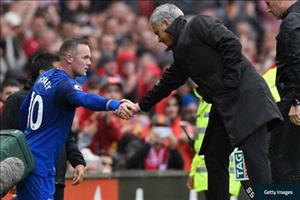 Valencia nói gì về sự trở lại của Rooney?