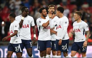 Đánh giá tân binh mùa 2010-2011: Tottenham vớ bẫm Van der Vaart