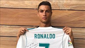 Ngôi sao Ronaldo tri ân fan nhí qua đời vì động đất ở Mexico