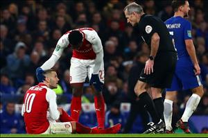 Arsenal nhận tin dữ từ 2 trụ cột sau đại chiến với Chelsea