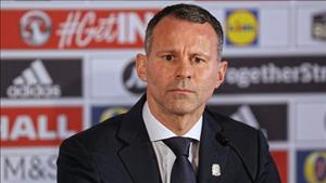 Bố đẻ vẫn cạch mặt Ryan Giggs sau scandal tòm tem em dâu