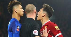 Klopp hạnh phúc vì Firmino thoát án treo giò