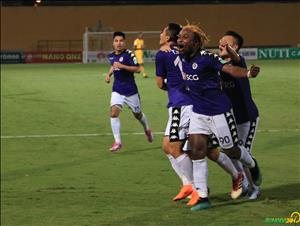 Hà Nội 3-0 Cần Thơ (KT): Mừng cúp bằng màn vùi dập đội cuối bảng