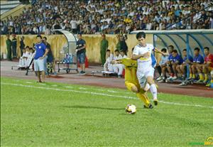 Trụ hạng thành công, HAGL không còn lo về việc mất Công Phượng