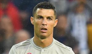 Thất thế trong cuộc đua QBV, Cristiano Ronaldo trả đũa UEFA