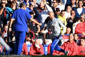 Chelsea cần phải sa thải trợ lý chọc giận Mourinho