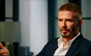 Vic khóc sau khi Becks thừa nhận 'hôn nhân khó khăn'