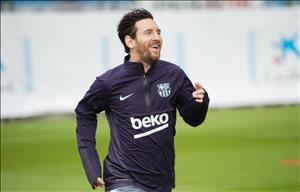 Messi thừa nhận đang nhớ Ronaldo