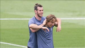 Tân HLV Real loại Bale và Modric khỏi đội hình