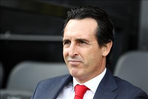 Cựu sao Arsenal khuyên Emery học tập Chelsea