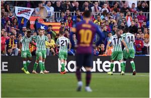 Video tổng hợp: Barca 3-4 Betis (Vòng 12 La Liga 2018/19)