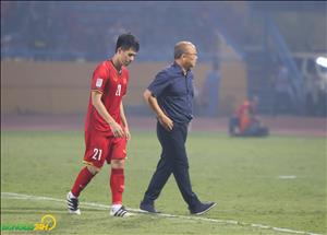 Đình Trọng khoe được HLV Park Hang Seo tiếp tế tại Hàn Quốc