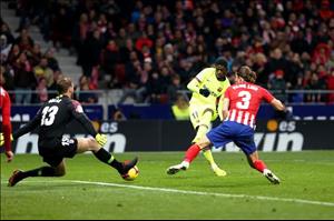 Dư âm Atletico 1-1 Barca: “Người thừa” giải cứu Blaugrana