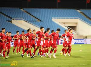Hành trình vòng bảng AFF Cup 2018 của ĐT Việt Nam: Nóng từ gió Lào