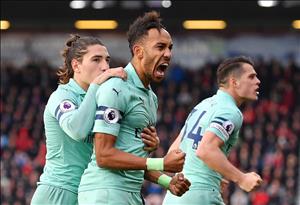 Arsenal của Emery bản lĩnh hơn thời Wenger