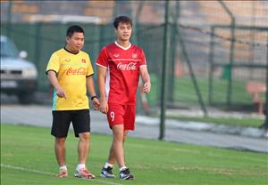 Văn Toàn không đồng hành cùng ĐT Việt Nam sang Philippines