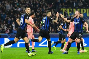HLV Inter mừng rỡ với 1 điểm giành được trước Barca