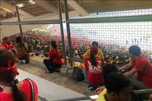 Cực sốc: Người Việt Nam bị cấm cửa vào SVĐ Bukit Jalil dù có vé