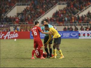 Cầu thủ bị thẻ đỏ, Malaysia vẫn nhận giải 'đá đẹp' tại AFF Cup 2018