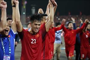 Tin mới nhất về chấn thương của trung vệ Đình Trọng