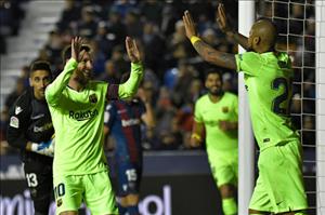Messi lập kỷ lục trong ngày Barca đại thắng