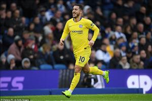Hazard đá cắm, Chelsea chiến thắng: Hai sai biến thành một đúng