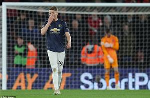 Dư âm Southampton 2-2 MU: Mourinho còn tra tấn NHM đến bao giờ?