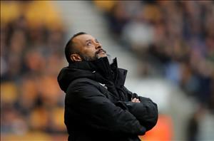 HLV Wolves: ‘Đá với 10 người, chúng tôi thắng sao được Man City?’