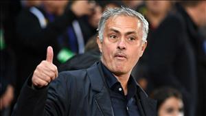 Tự vả vào miệng, Mourinho lên dây cót cho MU trước đại chiến Arsenal