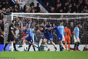 Sarri phấn khích tột độ khi Chelsea hạ bệ Man City