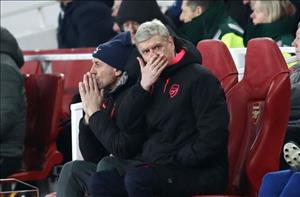 Wenger đang hối hận vì tiếp tục ở lại Arsenal