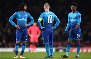 Thật xấu hổ khi phải làm fan Arsenal