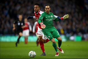 Aubameyang bị chỉ trích thậm tệ sau trận thua Man City