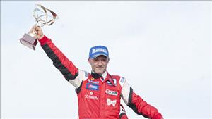 Cựu thủ môn Fabien Barthez: Tròn 10 năm lăn lộn đường đua