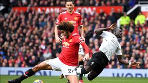 Liverpool phủ nhận chiêu mộ sao M.U