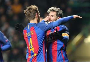 Messi lo sợ Rakitic sẽ rời Barca ở Hè 2018