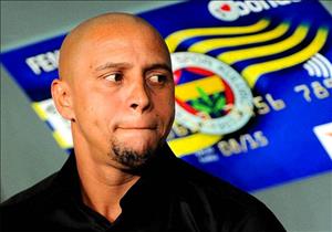 Huyền thoại Roberto Carlos đuổi vợ cũ và hai con ra khỏi nhà