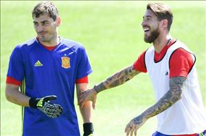 Ramos lên tiếng “đe dọa” đàn anh Casillas