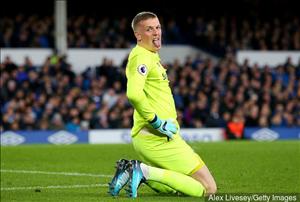Thủ môn tuyển Anh sắp đắt giá nhất thế giới?