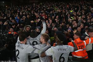 Dư âm Crystal Palace 2-3 MU: Khi Conte và Wenger phải ghen tị với Mourinho