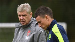 Koscielny: Các cầu thủ vẫn ủng hộ Wenger