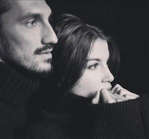 Chuyện tình của hậu vệ Astori vừa qua đời