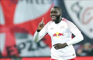 Barca chào giá sốc cho hậu vệ vô danh