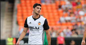 Ronaldo muốn Real mua sao Valencia