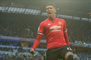 Đây! Đội bóng đầu tiên hỏi mua Chris Smalling