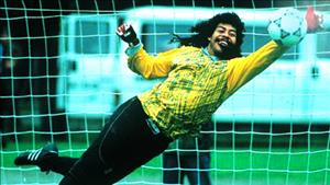 René Higuita: Gã điên và cú đá bọ cạp bất hủ (P2)