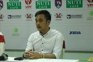 HLV Đức Thắng lý giải về những quyết định lạ trận Quảng Ninh vs Thanh Hóa