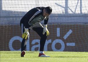 Hé lộ âm mưu đẩy thủ môn Romero của MU khỏi World Cup 2018