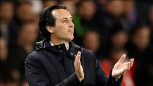 Từ Neymar đến Lichtsteiner: Emery đang học cách chấp nhận?