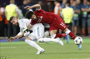 Ramos không thể có lỗi trong chấn thương nặng của Salah